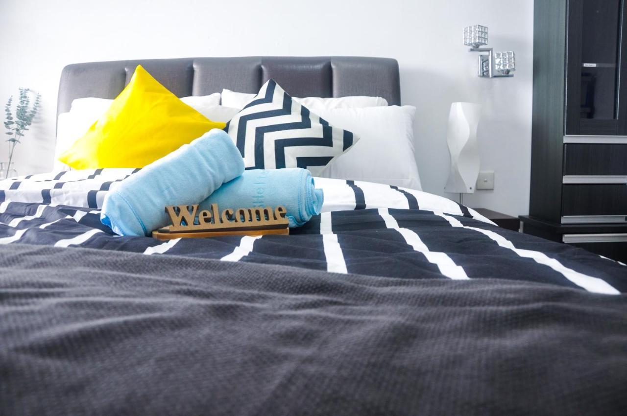 1 Bedroom Apartment, Melaka Cbd Town Center- Hosted By Private Locals Resident, Balcony With City Skyline View Or Seaview, Opposite Malls, Tv Box, 5 Minutes To Jonker Street, Malacca Εξωτερικό φωτογραφία