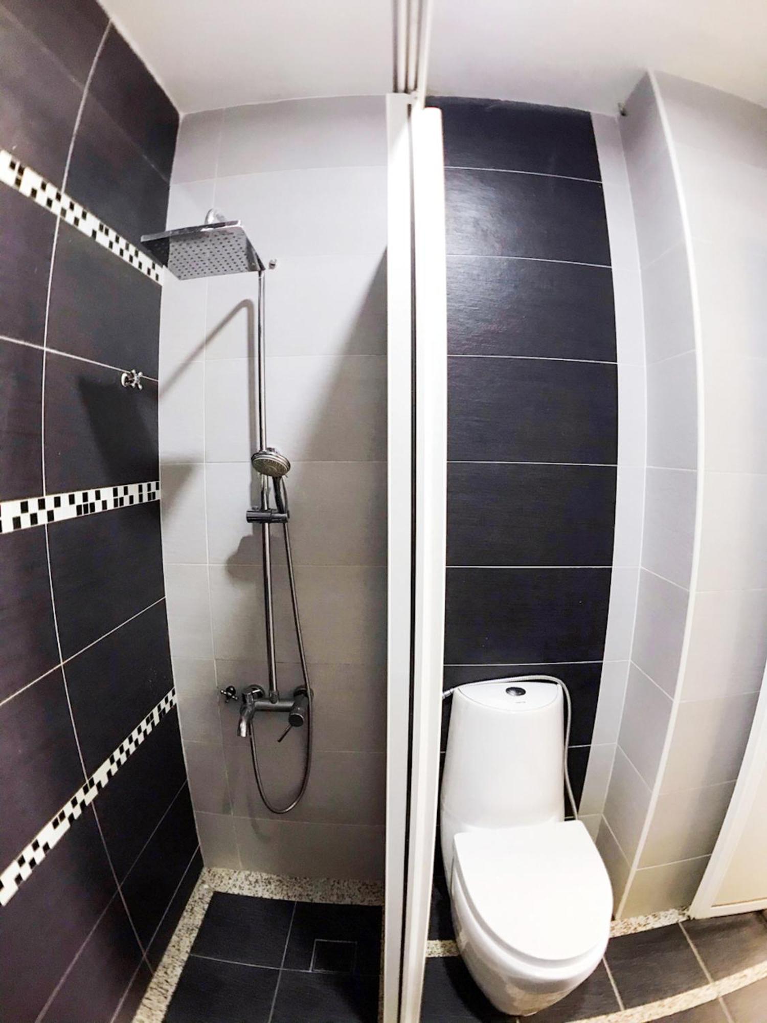 1 Bedroom Apartment, Melaka Cbd Town Center- Hosted By Private Locals Resident, Balcony With City Skyline View Or Seaview, Opposite Malls, Tv Box, 5 Minutes To Jonker Street, Malacca Εξωτερικό φωτογραφία