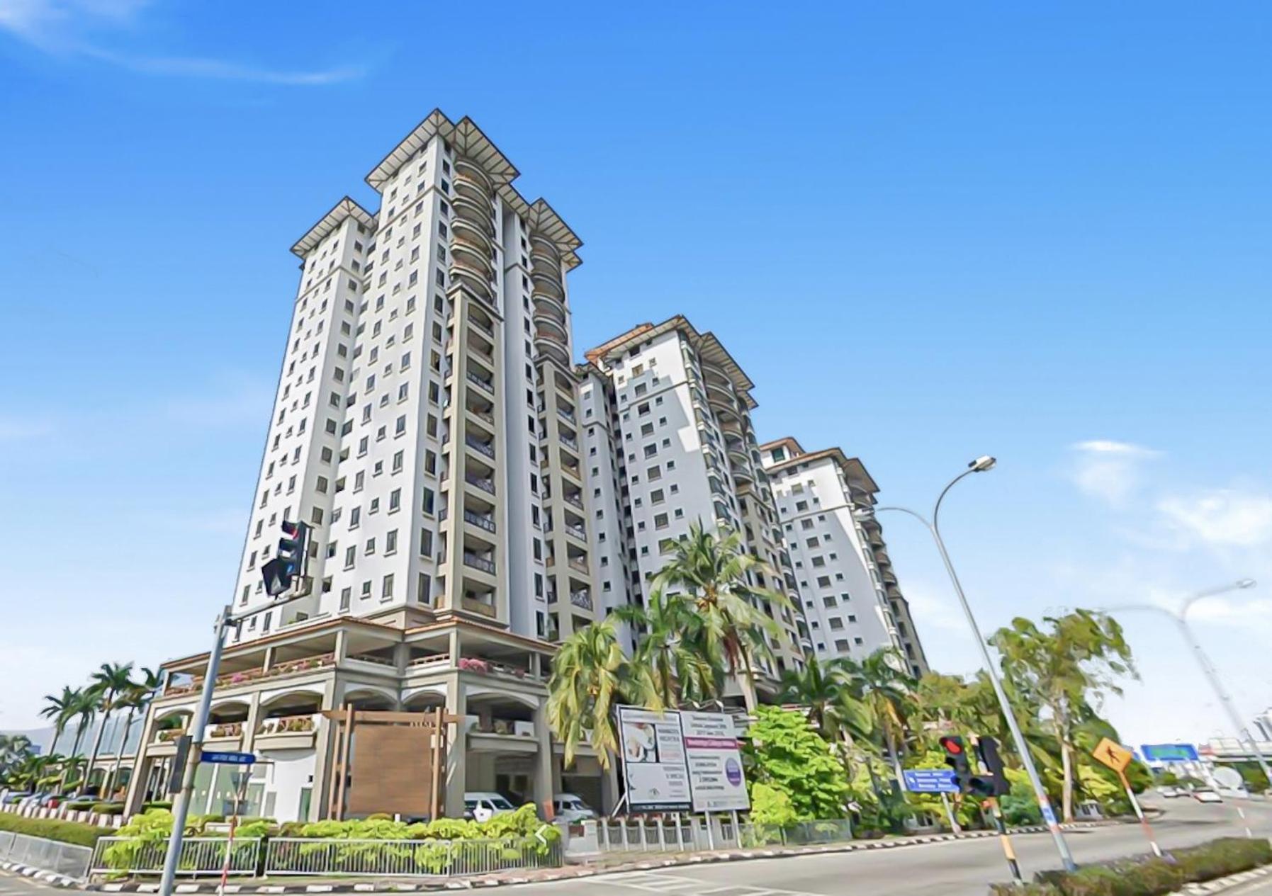 1 Bedroom Apartment, Melaka Cbd Town Center- Hosted By Private Locals Resident, Balcony With City Skyline View Or Seaview, Opposite Malls, Tv Box, 5 Minutes To Jonker Street, Malacca Εξωτερικό φωτογραφία