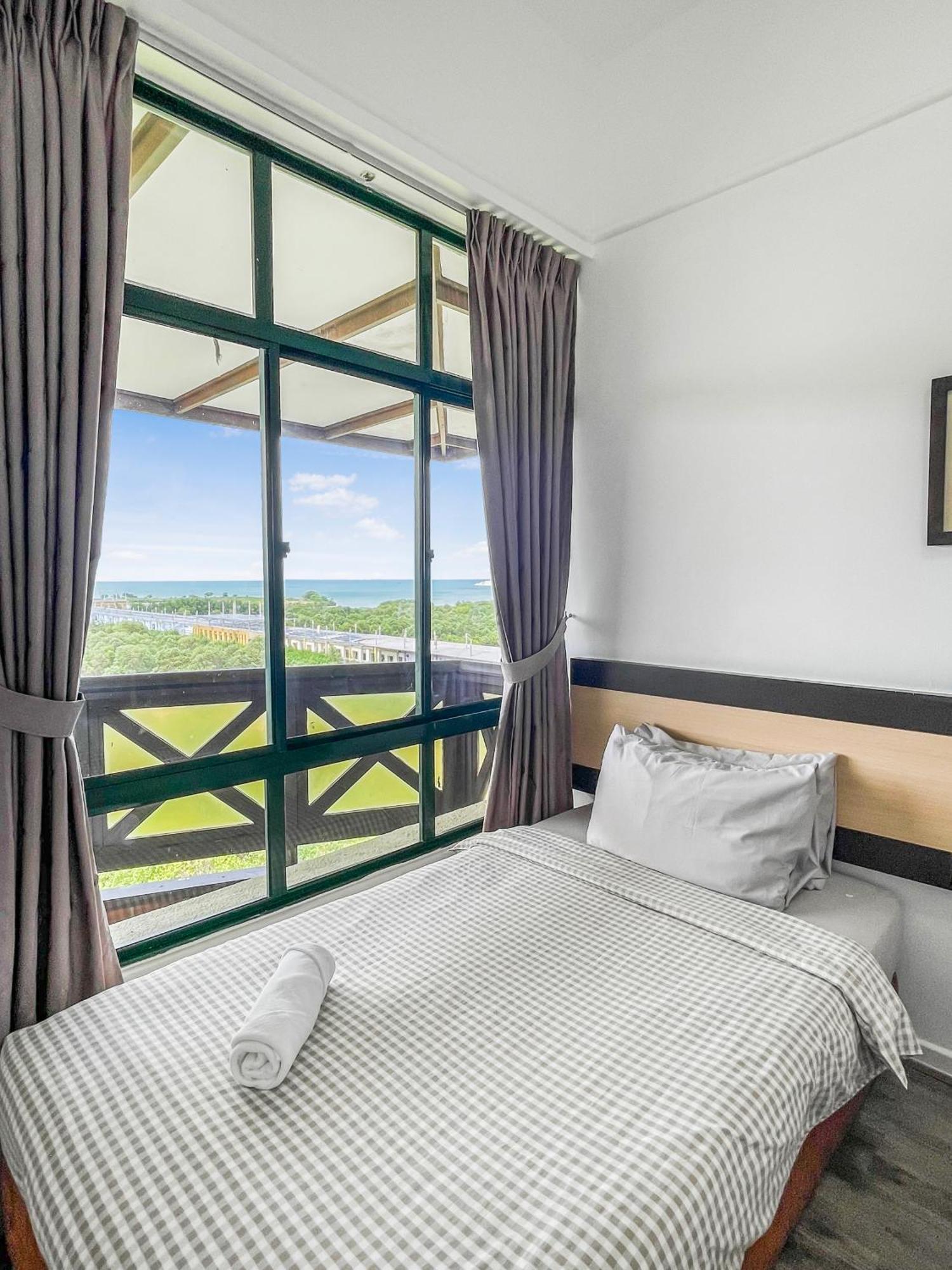1 Bedroom Apartment, Melaka Cbd Town Center- Hosted By Private Locals Resident, Balcony With City Skyline View Or Seaview, Opposite Malls, Tv Box, 5 Minutes To Jonker Street, Malacca Εξωτερικό φωτογραφία