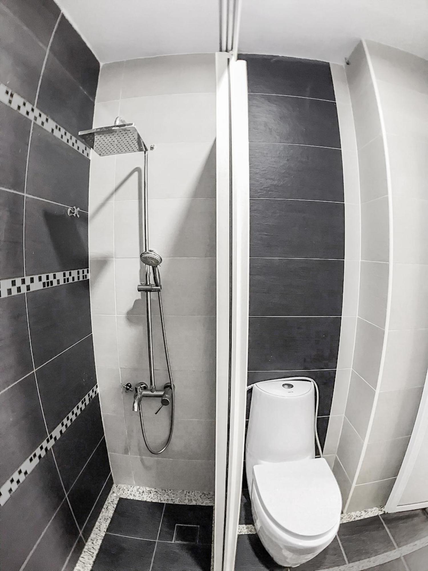 1 Bedroom Apartment, Melaka Cbd Town Center- Hosted By Private Locals Resident, Balcony With City Skyline View Or Seaview, Opposite Malls, Tv Box, 5 Minutes To Jonker Street, Malacca Εξωτερικό φωτογραφία